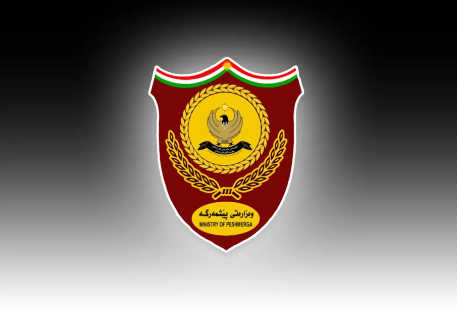83-905x613