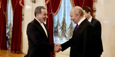 AA-20260427-41225271-41225269-IRAN_DISISLERI_BAKANI_ERAKCI_RUSYA_DEVLET_BASKANI_PUTIN_ILE_GORUSTU