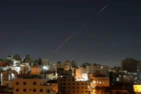 AA-20260607-41608462-41608457-IRANIN_ISRAILE_FIRLATTIGI_FUZELER_BATI_SERIA_SEMALARINDA_GORUNTULENDI