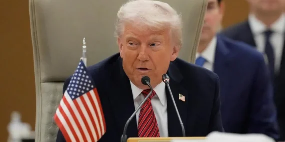 trump-reu-2360131