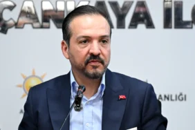 AA-20260704-41873769-41873766-AK_PARTI_GENEL_BASKAN_YARDIMCISI_ZORLU_CANKAYADA_PARTILILERLE_BULUSTU